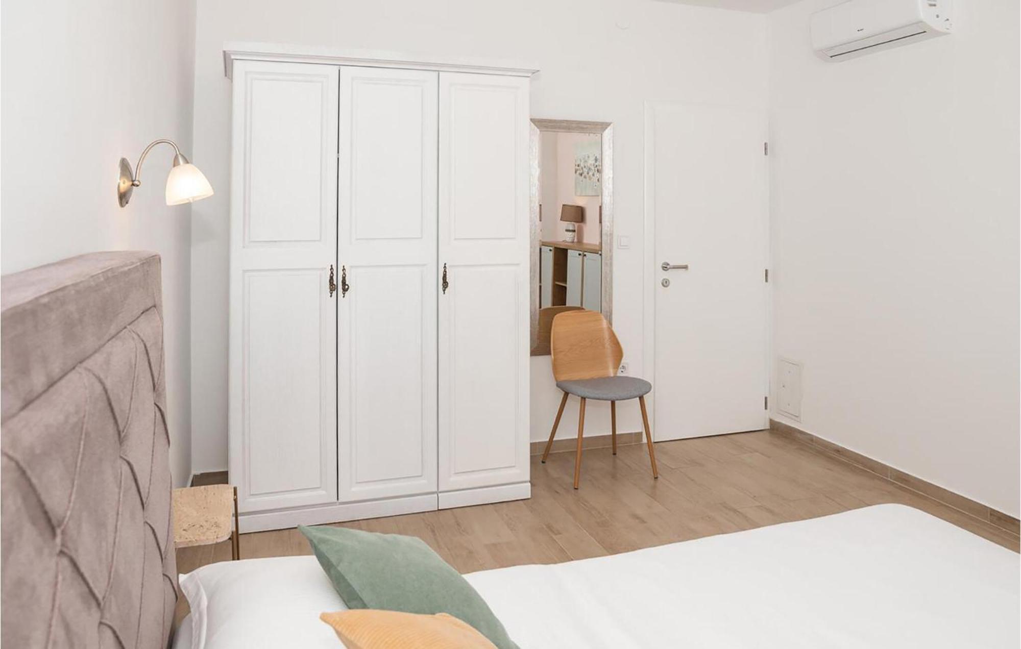 Gorgeous Apartment In Skradin With House A Panoramic View 外观 照片